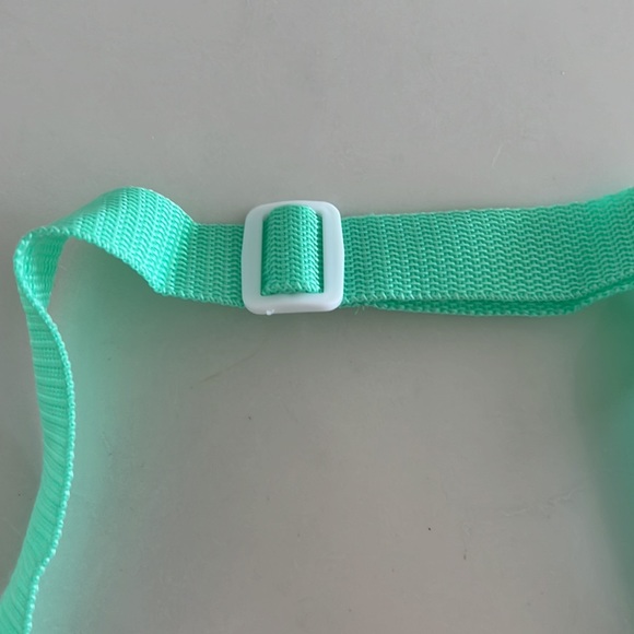 Mesh beach bag. NWOT. - Picture 4 of 5